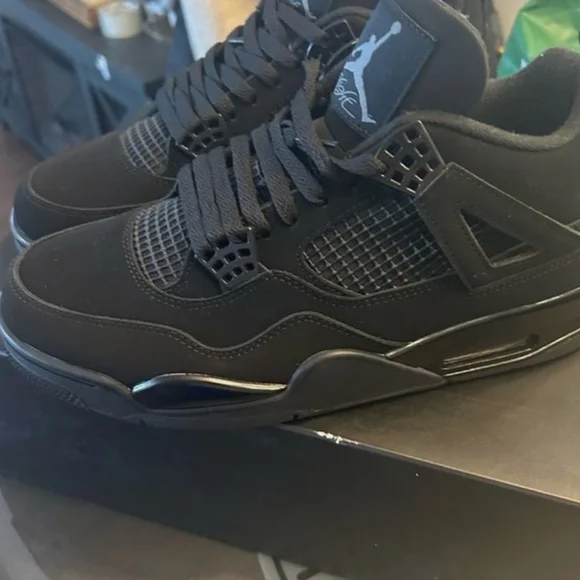 Jordan Men's Black Sneakers